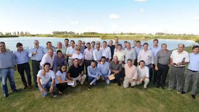 El Foro de Intendentes Cambiemos de Entre Ríos repudió el ataque al auto del intendente Hein 