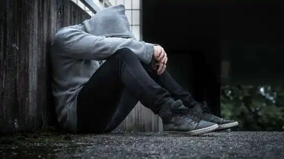 SOLEDAD: otra plaga que afecta a millones en el mundo, alerta la OMS