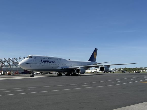 La Reina regresó a Massachusetts: Lufthansa volvió a volar con Boeing 747 a Boston