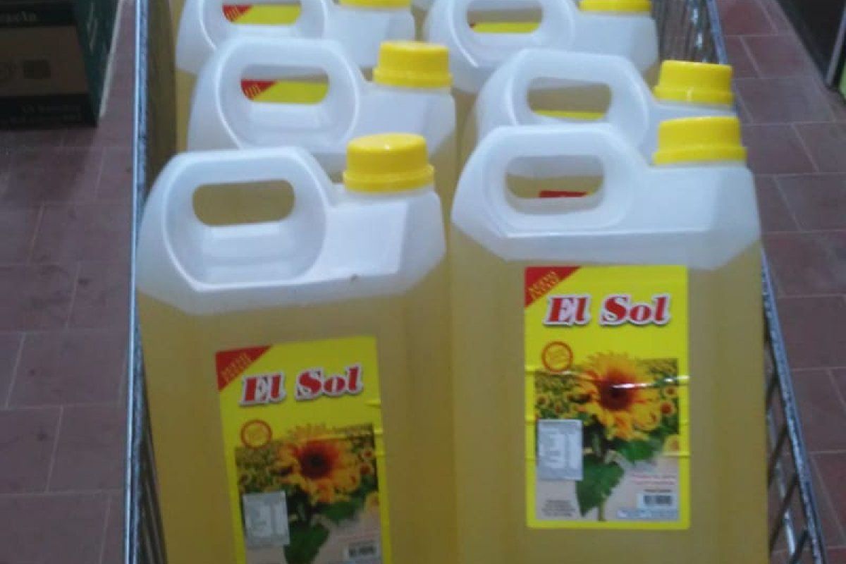 Decomisaron mercadería en un comercio local con rotulación no acorde a la ley vigente