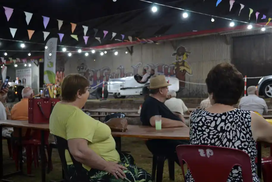 La edición 2023 fue nocturna: hubo ajenjo hasta pasada la medianoche.