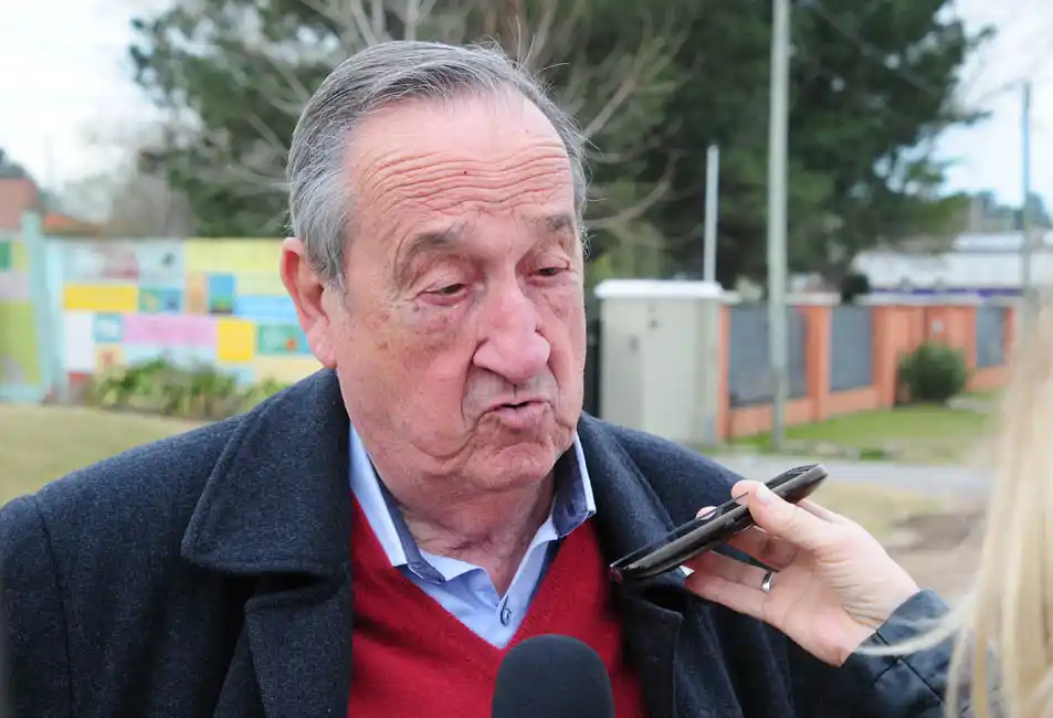 En campaña, Lunghi lanzó la licitación para  comprar tierras destinadas a sortear 80 lotes