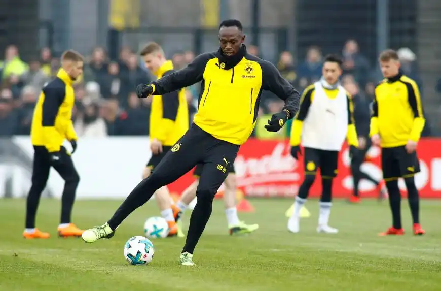 Usain Bolt se entrenó con el Borussia Dortmund
