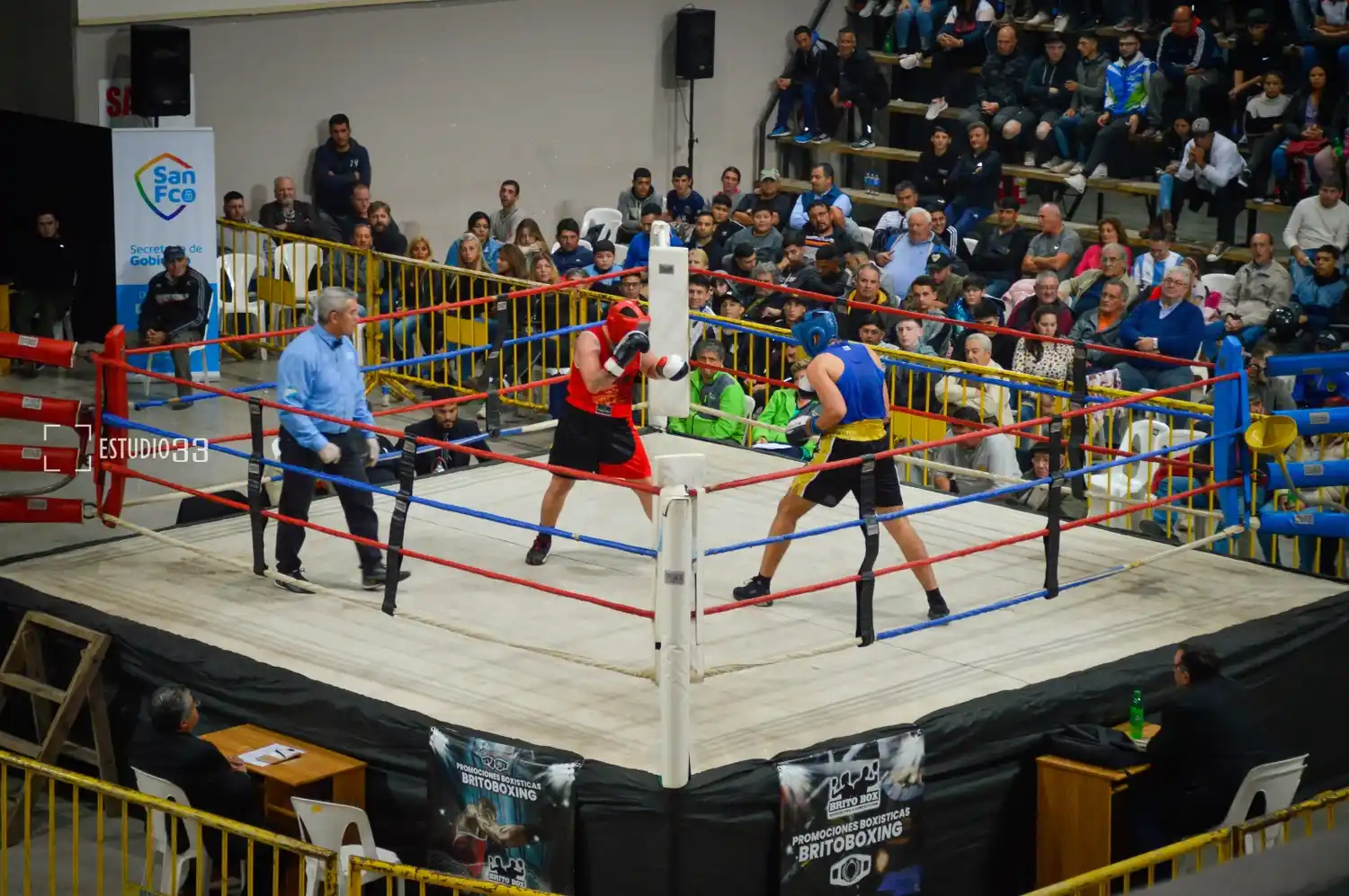 Los combates comenzarán a las 21.30 en el Superdomo