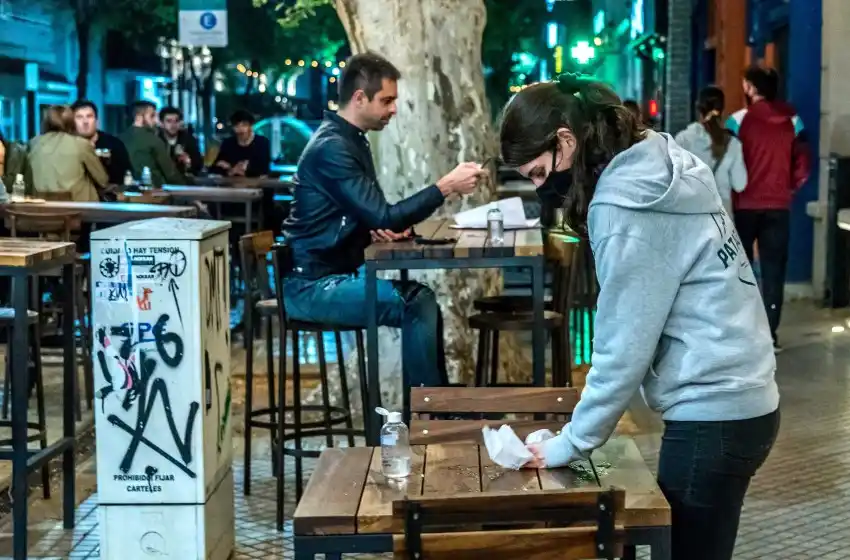 Rosario sumó 76 nuevos casos de coronavirus de los 195 reportados en todo Santa Fe