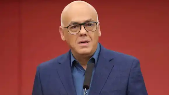 ¡NI NARNIA SE ATREVIÓ A TANTO! Rodríguez asegura que opositores nombraron a Dinorah Figuera presidenta interina de Venezuela