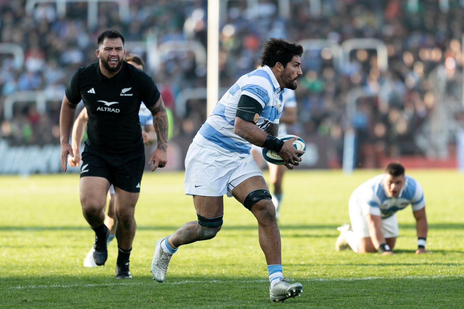 Cheika anuncia el plantel de Los Pumas para el Mundial