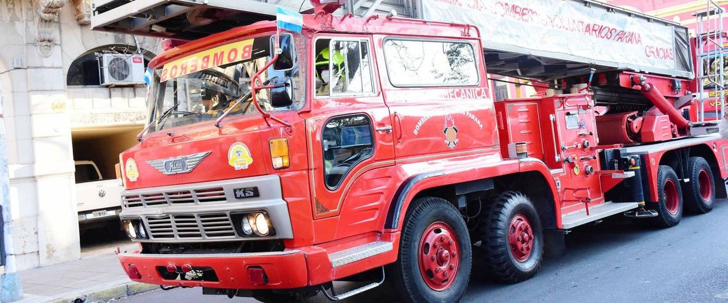 El gobierno entregó aportes a 59 cuarteles de Bomberos Voluntarios