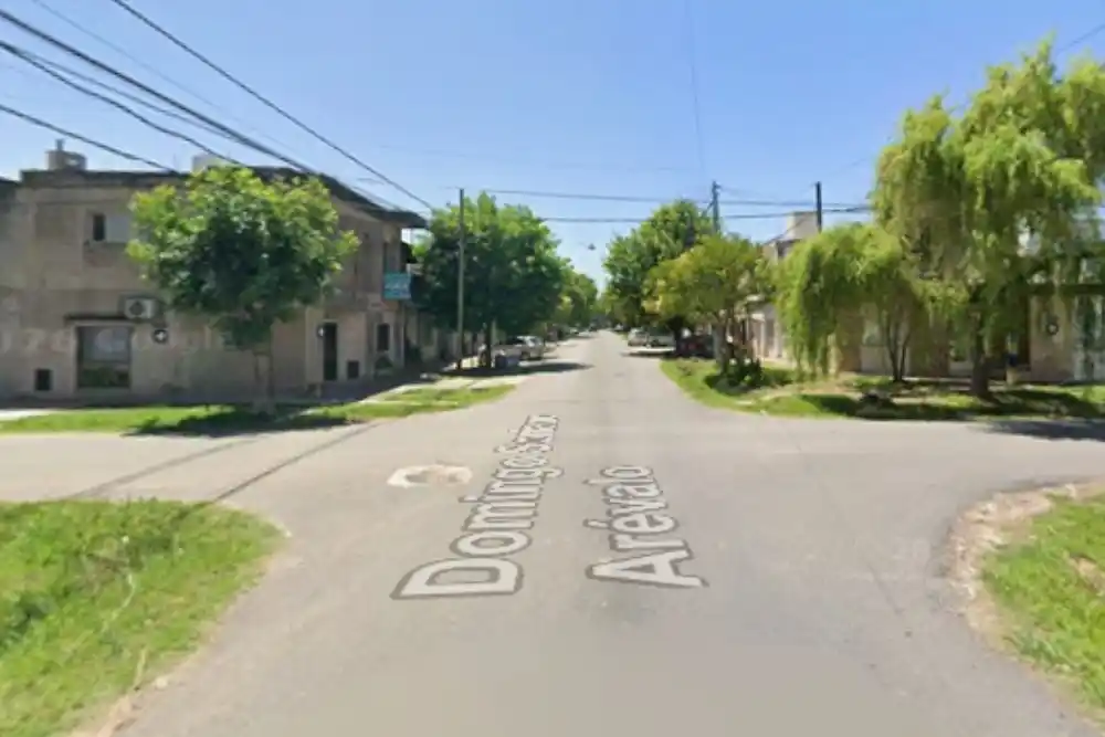 Investigan la muerte de un hombre en su casa de zona oeste