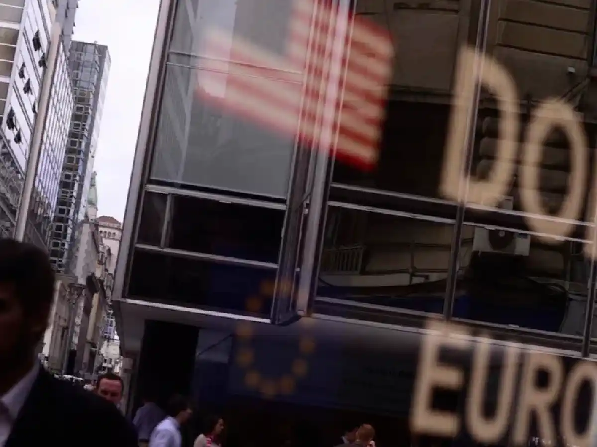 Por primera vez en un mes el Riesgo País supera los 2000 puntos