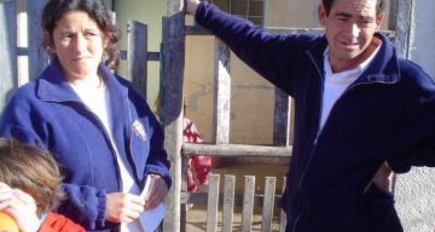 Vendieron una casa de las 150 viviendas por $ 5.000 y una moto