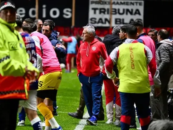 El Tate cayó 1 a 0 ante Arg.Jrs. Foto: JM Foglia