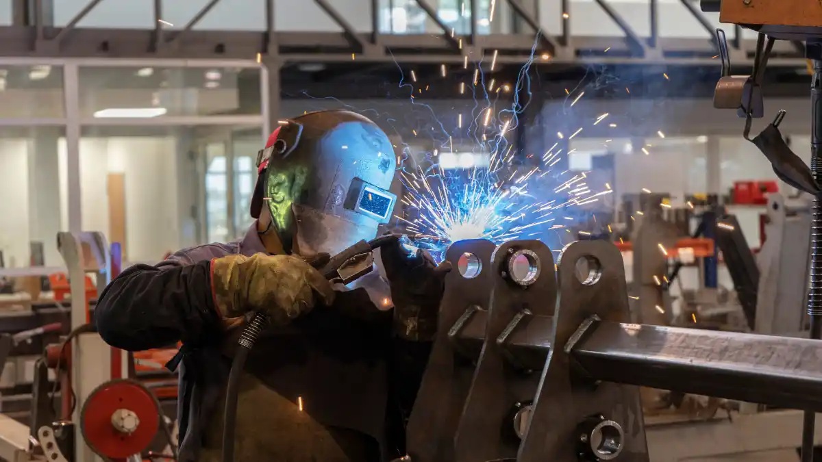 La industria de Santa Fe creció 13,8% en agosto