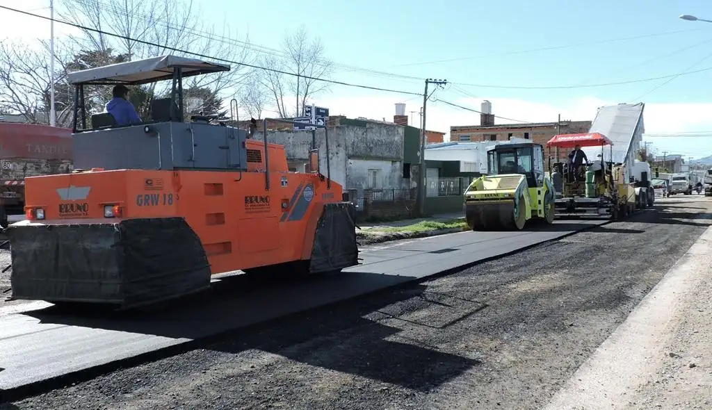 Adjudicaron obras de repavimentación en diez cuadras de diversos barrios