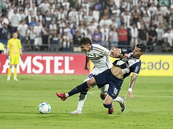 Boca cayó ante Alianza Lima y complica su camino en la Copa Libertadores