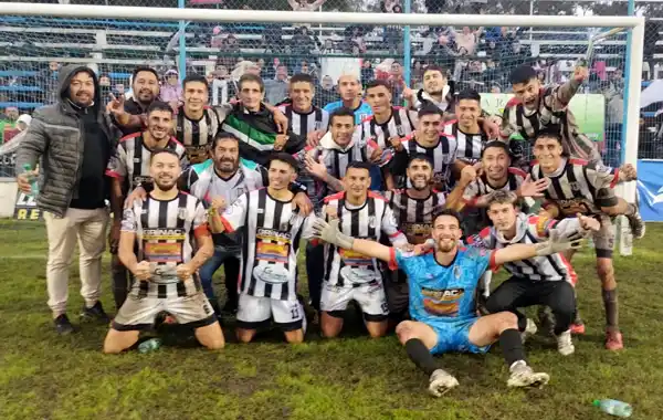 En fases anteriores, Victoria venía de eliminar a Sarmiento, Deportivo Urdinarrain y Central Entrerriano.