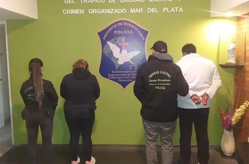 Cayó una pareja que hacía delivery de cocaína en Lomas de Golf