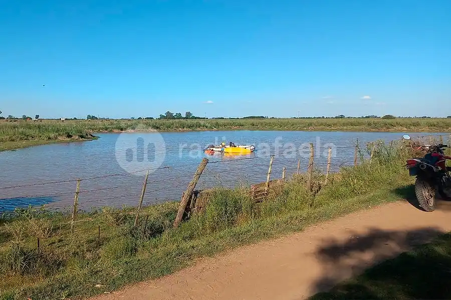 Enorme tristeza en la región: un joven de 17 años se metió a nadar en una cava y se ahogó