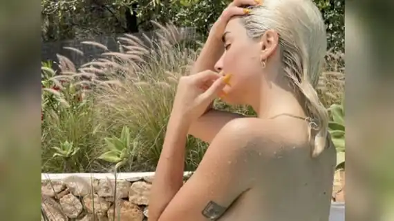 La profesora de Lali Espósito la mandó al frente: