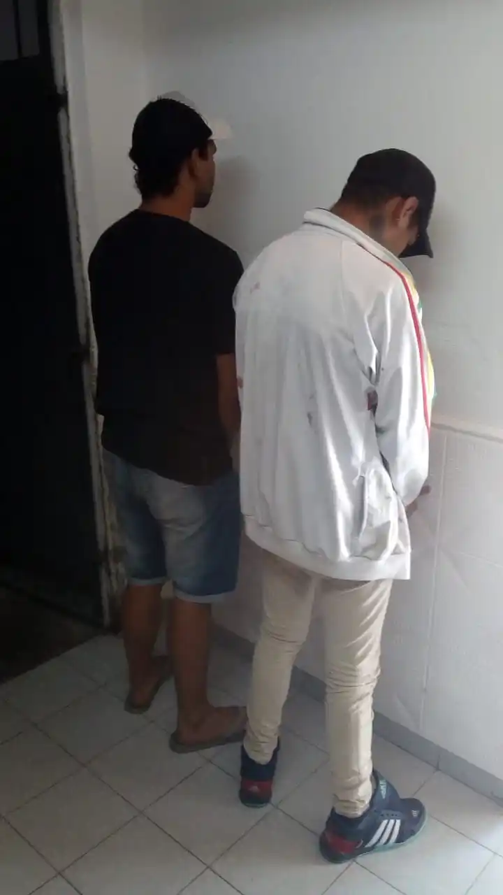 Un menor asaltó a mano armada a un playero y fue detenido al hurtar un auto