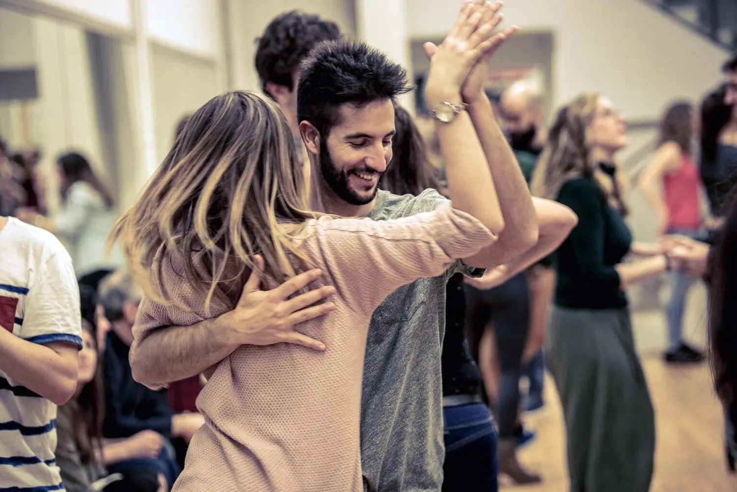 Bailar una forma divertida de mejorar la salud y el bienestar  (+Video)
