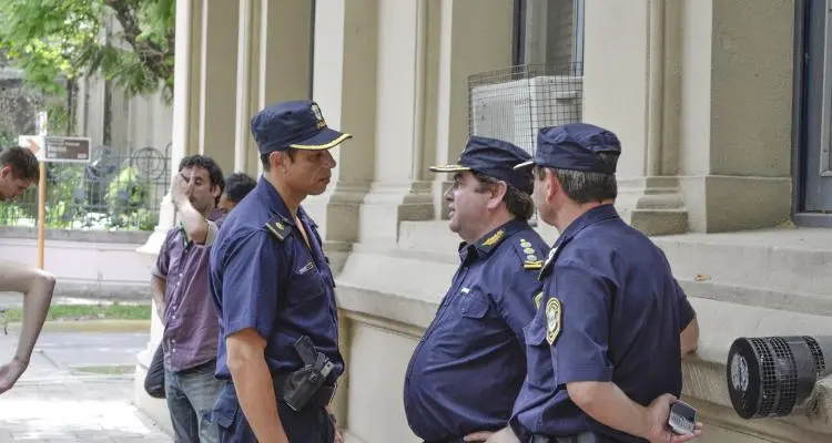 Catalano y Galiano seguirán al frente de la Policía