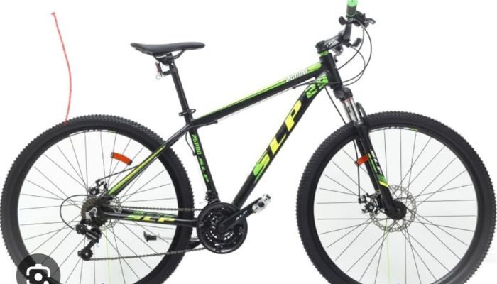 Buscan bici robada dentro de la escuela Industrial