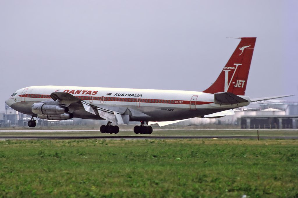#TBT: Qantas flights between Sydney and London with stopovers in Mexico and the Caribbean (1965)
