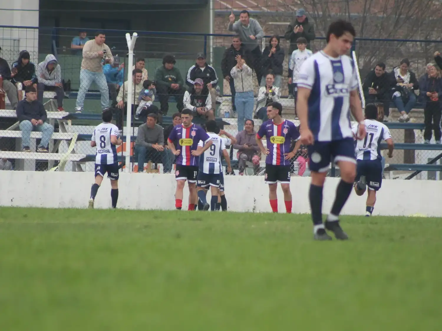Sportiva y Juventud comenzaron con triunfo el Reducido Final