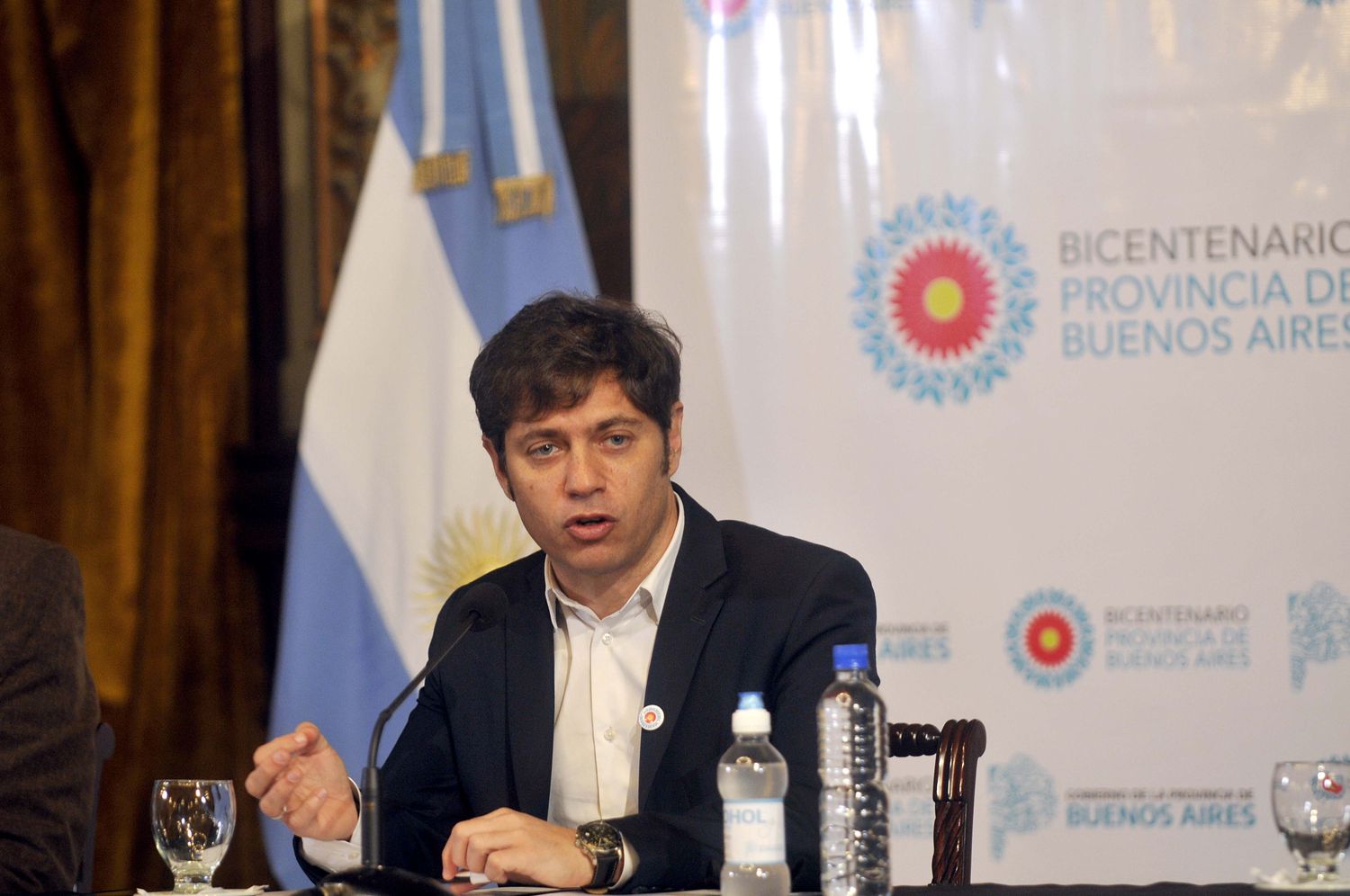 Kicillof: “No podemos darnos el lujo que fundan las clínicas privadas cuando los bonaerenses las necesitan”