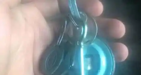 Vany encontró estas llaves