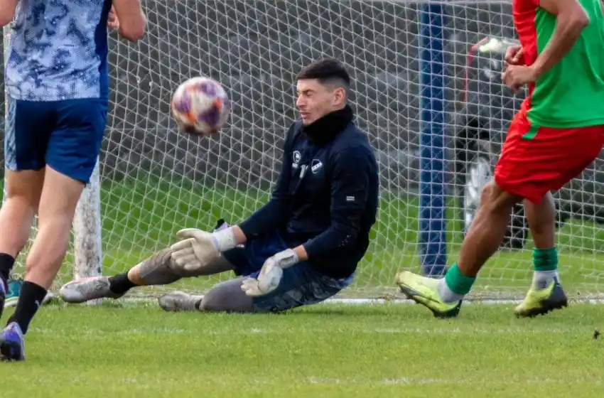 Alvarado jugó un amistoso contra Círculo Deportivo