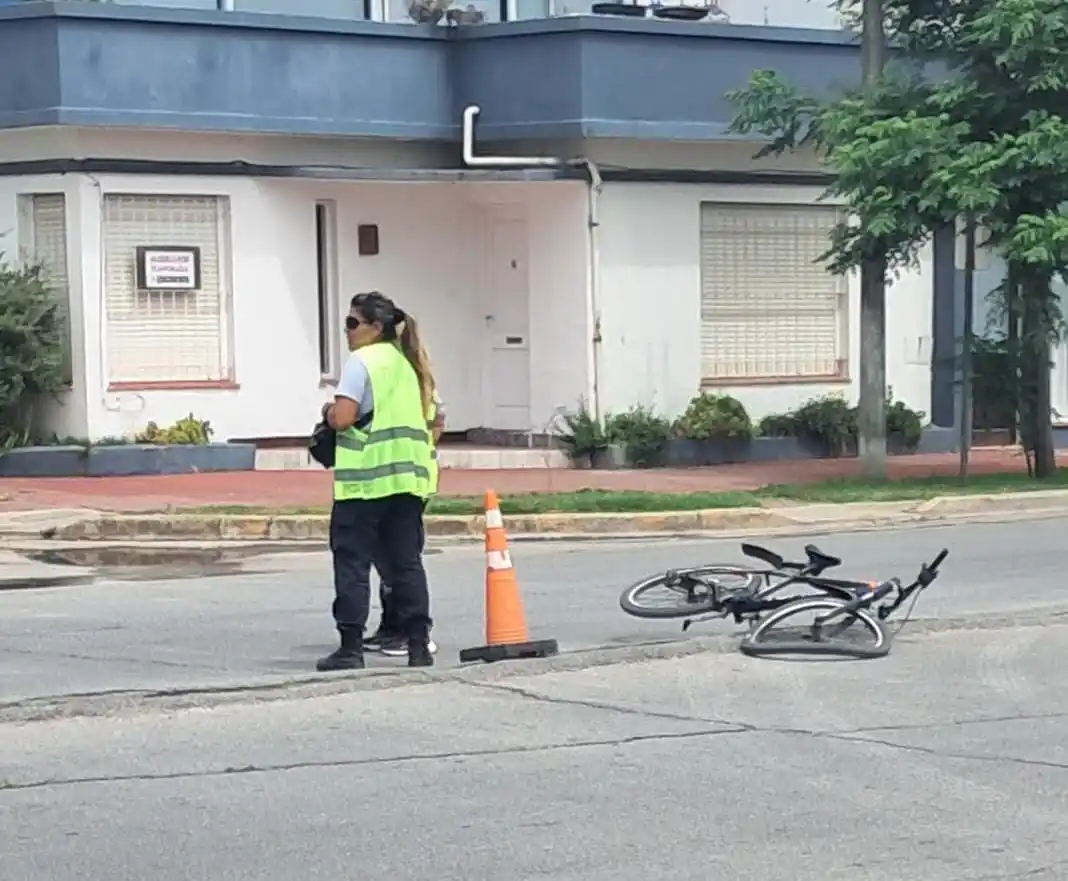 Un ciclista resultó herido tras un choque en avenida 75 y calle 32