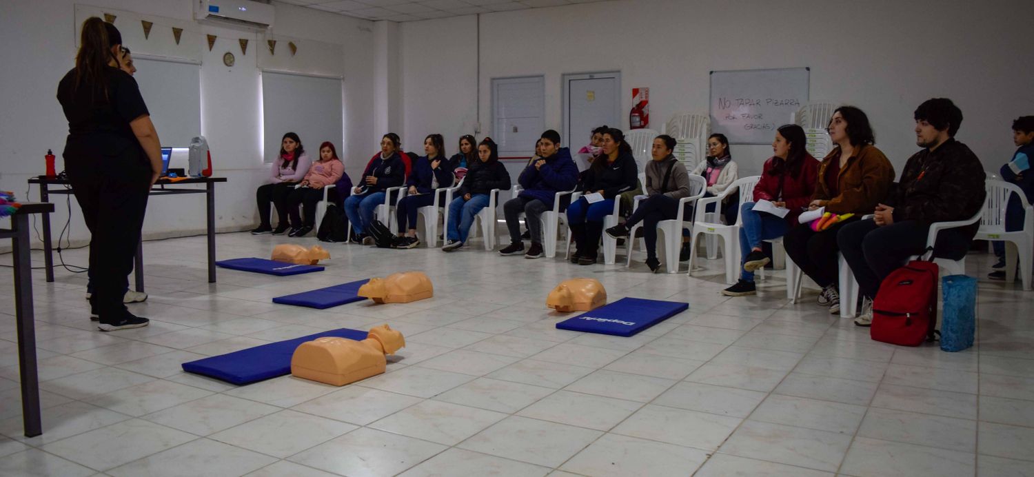 Se brindó un Taller de RCP en el CIC 2