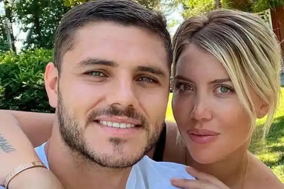 Mauro Icardi compartió una imagen hot de Wanda Nara y demostró que están juntos: “Soy el que le toma la foto”