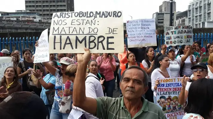Antonio Ecarri: «El socialismo MATA de HAMBRE a los maestros»