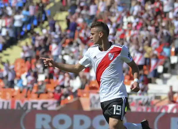 River mostró su solidez ante Sarmiento de Chaco y llegó a semifinales de Copa Argentina