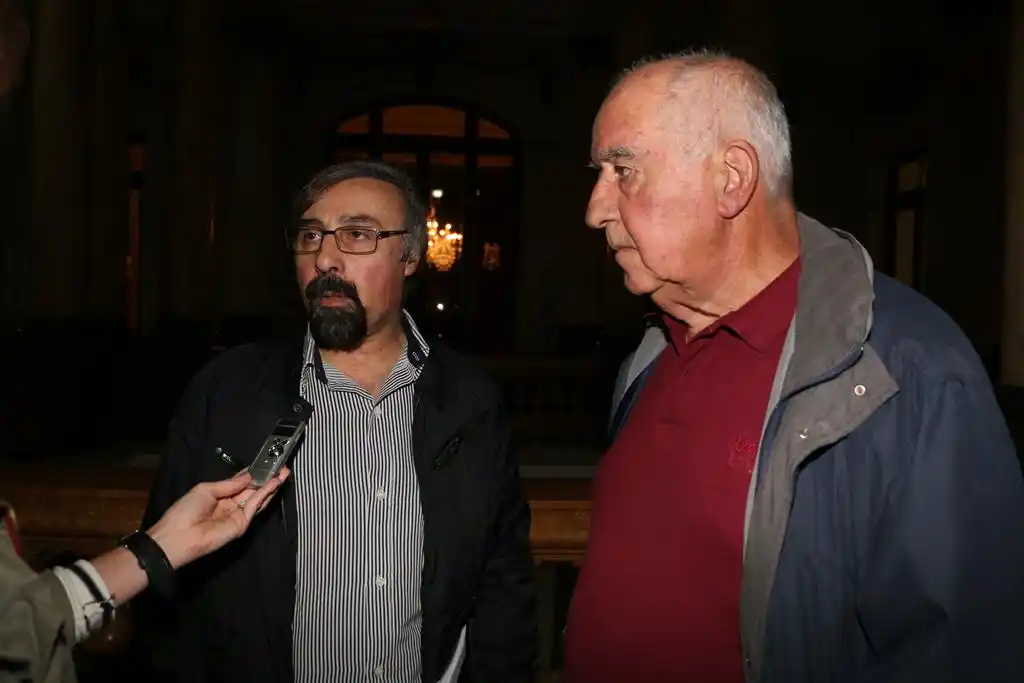 La Comisión de Transporte del Concejo evalúa un aumento desdoblado en el precio del boleto