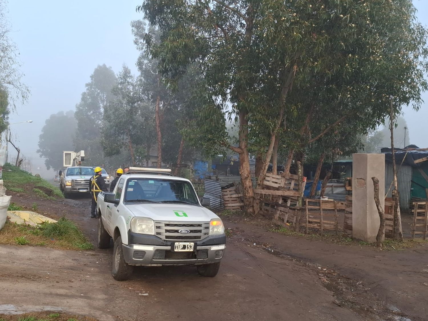 La Usina volvió a cortar conexiones clandestinas en la toma de La Movediza