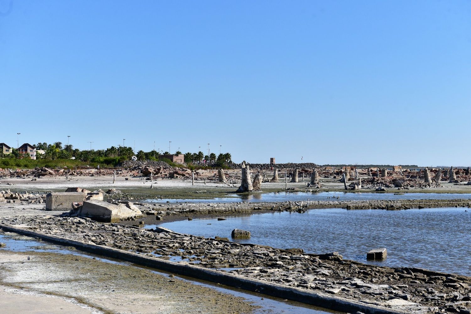 Laguna Mar Chiquita: buscan expropiar inmuebles sobre la costanera y bajo las aguas