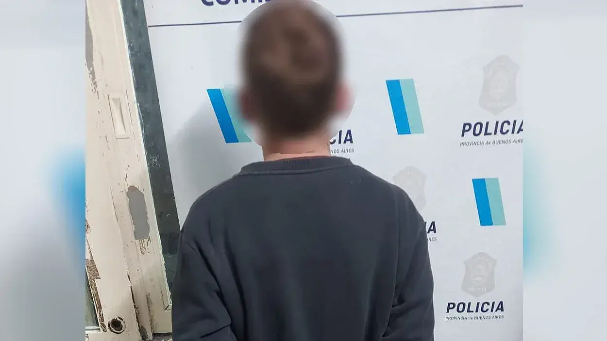 El sujeto intentó esconder lo robado en un lavadero abandonado.