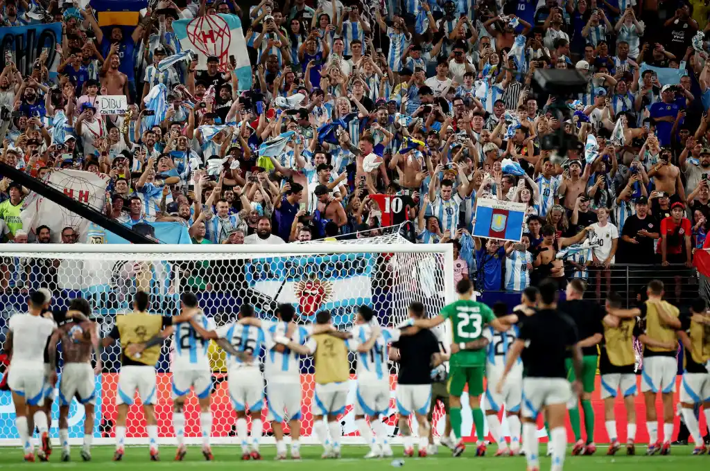 La Selección argentina venció por penales a Ecuador en los cuartos de final y derrotó por 2 a 0 a Canadá en las semifinales. (Foto: REUTERS/Agustín Marcarian)