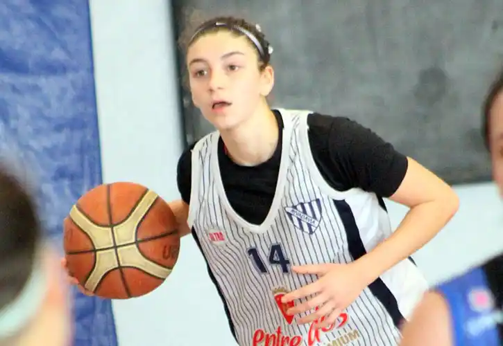Emilia Sierra continuará su formación en Estados Unidos