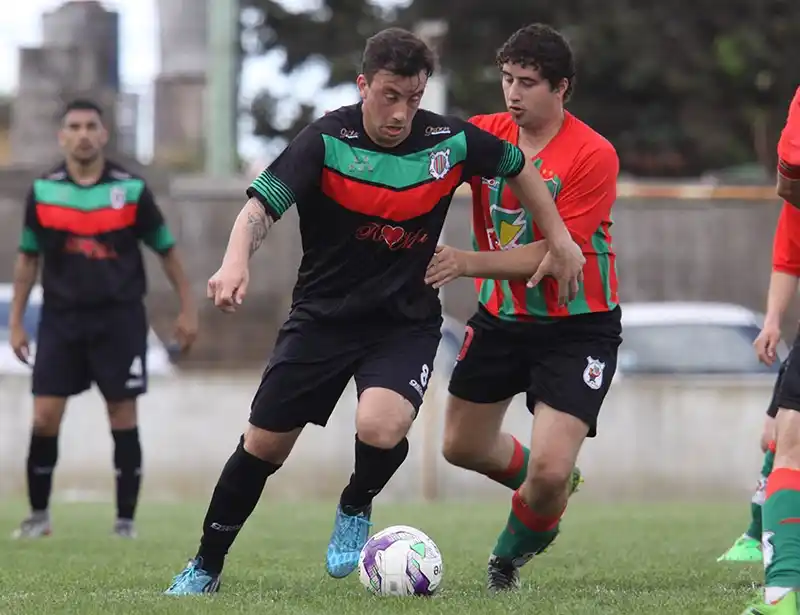 Fútbol local: Urquiza, a pura goleada