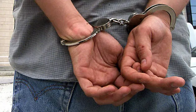 ¡CUANDO LA VIOLENCIA SE APODERA DE LA CASA! Joven de 14 años mató a su padrastro porque ya no aguantaba los maltratos