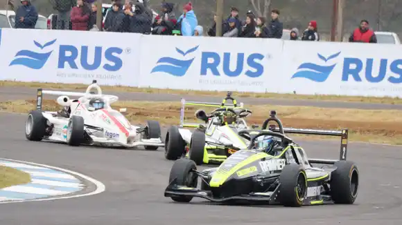 Julián Ramos cambió pole por victoria en la segunda carrera de la Fórmula Nacional