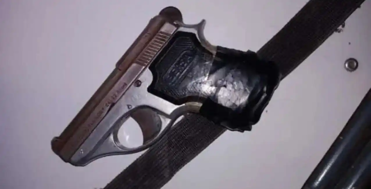 Mendoza: un alumno llevó un arma de fuego a la escuela