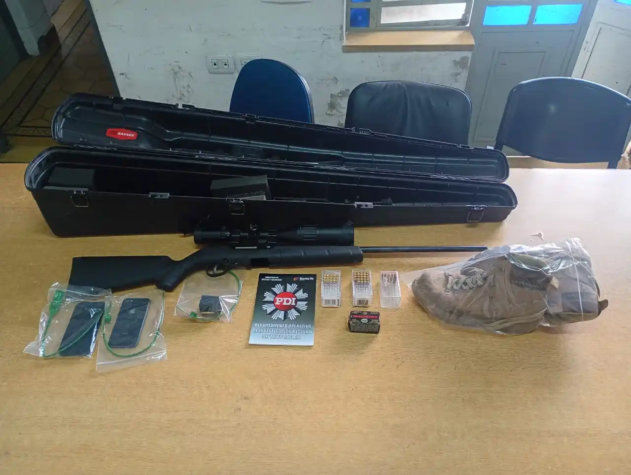 allanamiento pdi camioneta arma secuestro robo rafaela - 3