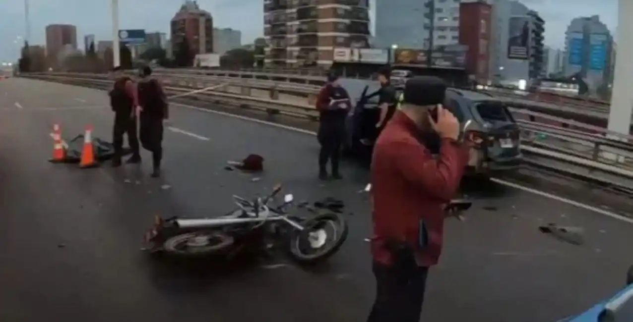 Buenos Aires: un motociclista murió tras chocar con un auto en plena avenida General Paz