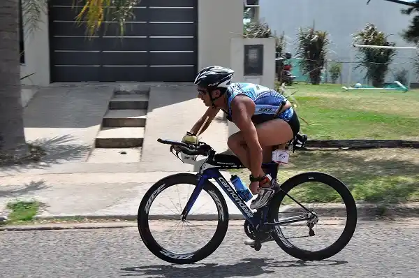 Buena labor de Pichi Fariña en el Tria Olímpico en Mar del Plata